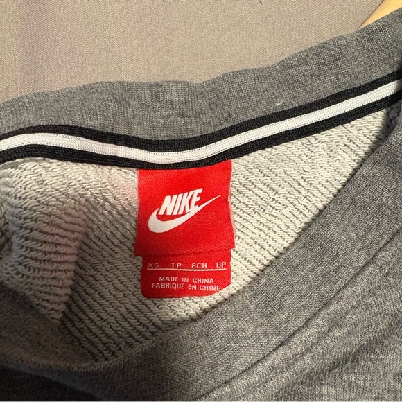 Nike Men's Gray Sweatshirt XS - Picture 3 of 9
